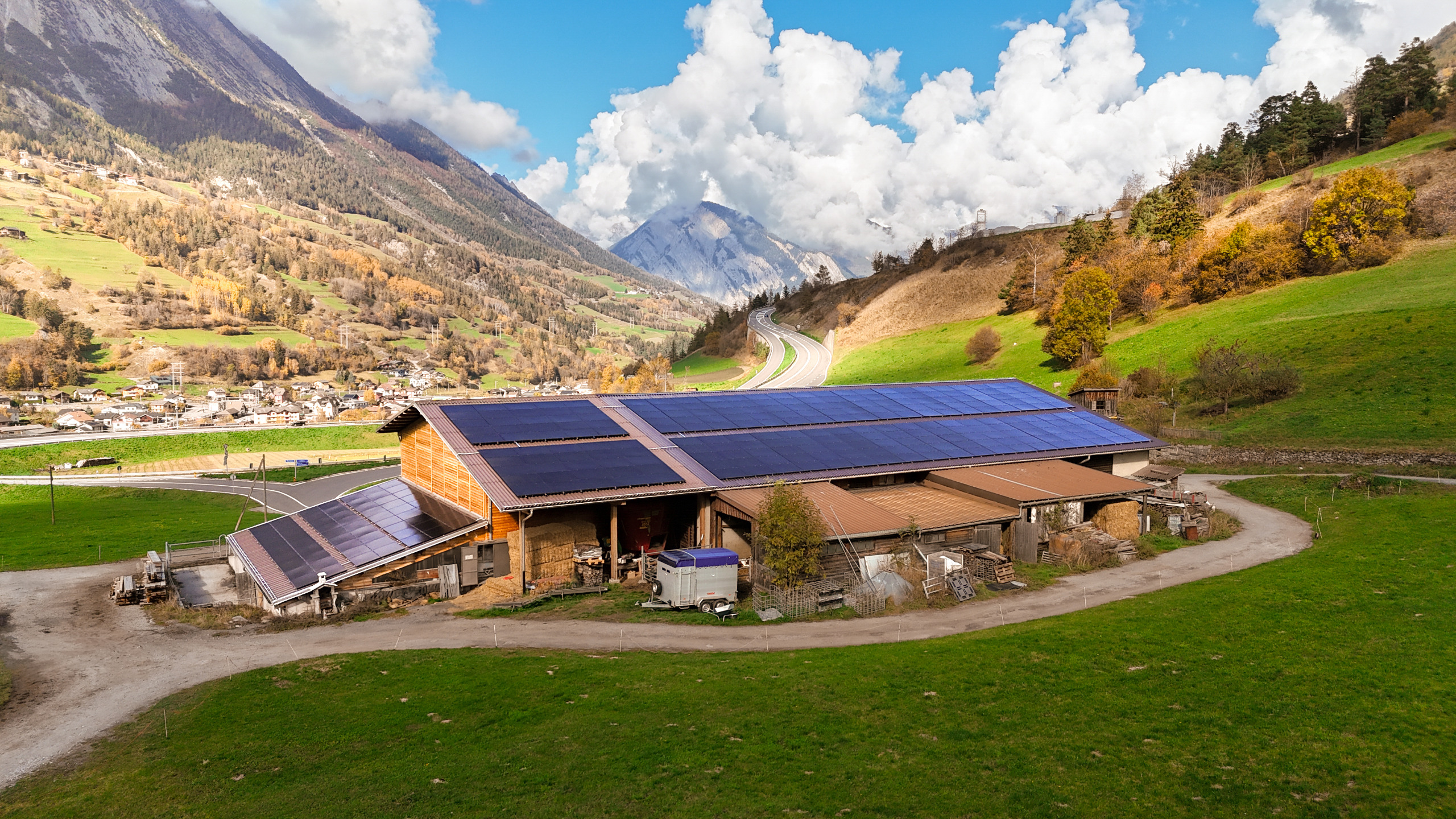Les exploitations agricoles se couvrent de panneaux solaires